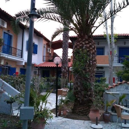 9 Musses Hotel Apartments Skala Mistegnon Buitenkant foto
