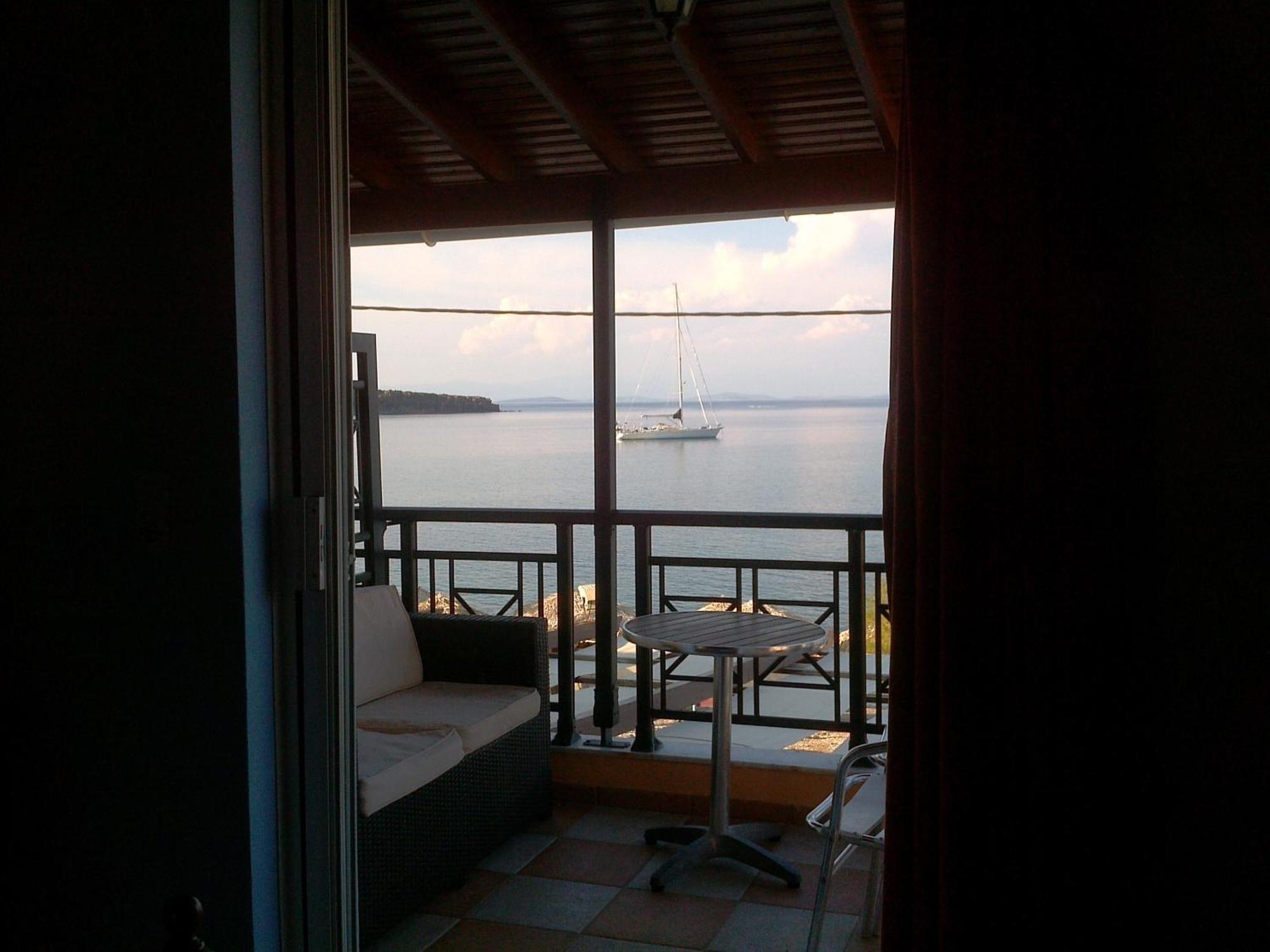 9 Musses Hotel Apartments Skala Mistegnon Kamer foto