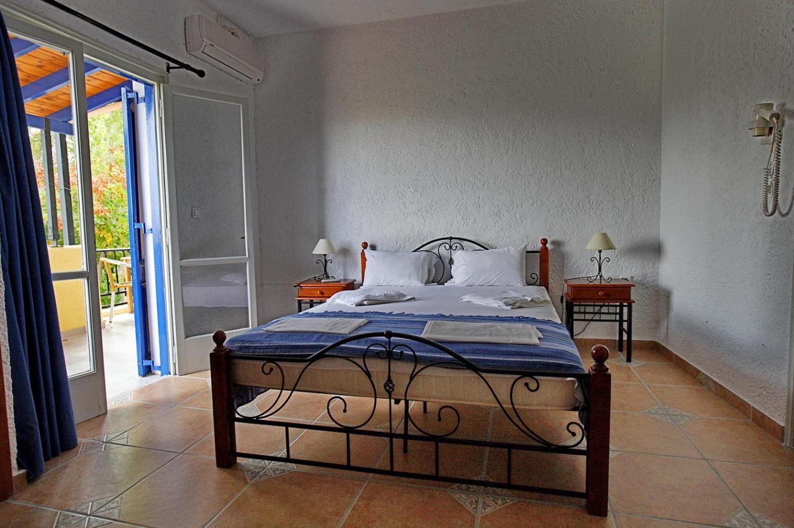 9 Musses Hotel Apartments Skala Mistegnon Kamer foto