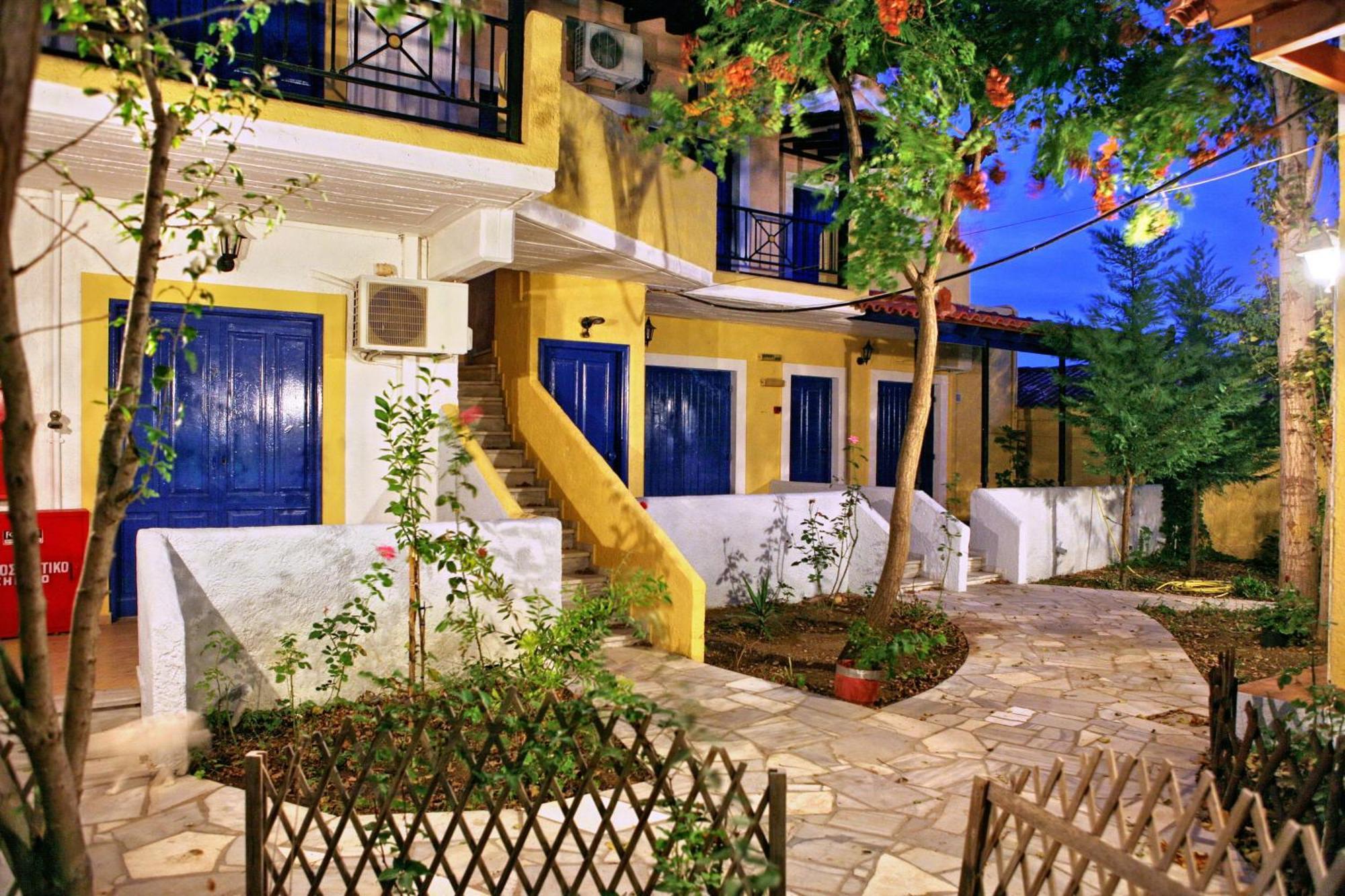 9 Musses Hotel Apartments Skala Mistegnon Kamer foto