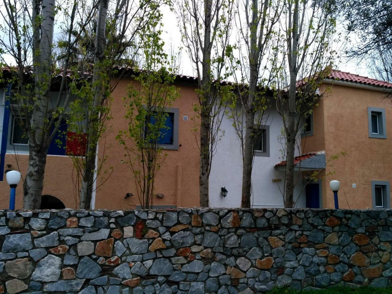 9 Musses Hotel Apartments Skala Mistegnon Buitenkant foto