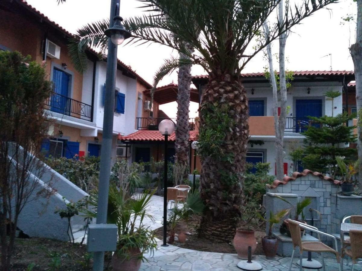 9 Musses Hotel Apartments Skala Mistegnon Buitenkant foto
